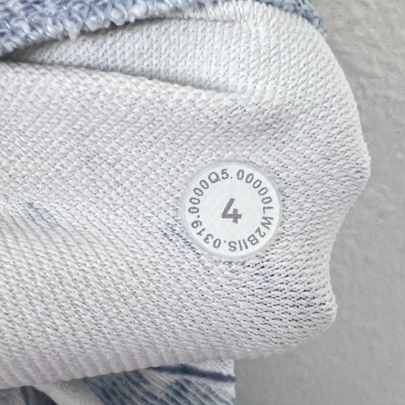 Lululemon Ebb To Train Sports Bra - Picture 5 of 5